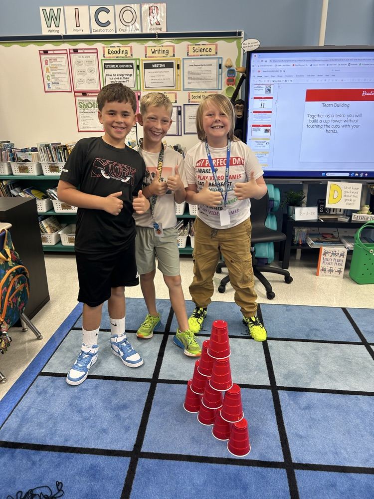 Team building in Mrs. Swindler’s class!