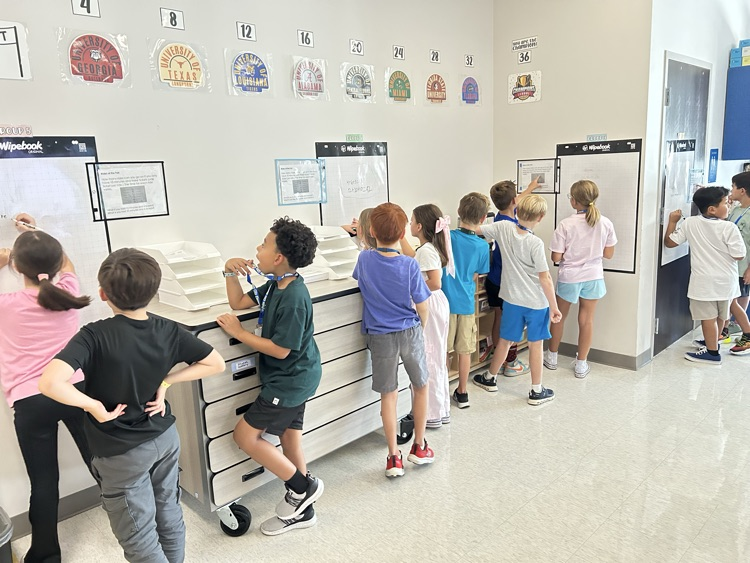 Building Thinking Classrooms in Mrs. Morris’s class