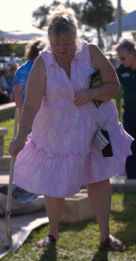 Hobe Sound community seals time capsule to commemorate 100 year anniversary of Apollo School