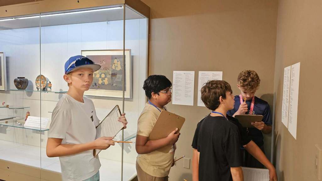 HOMS students explore the Morikami Museum and Gardens