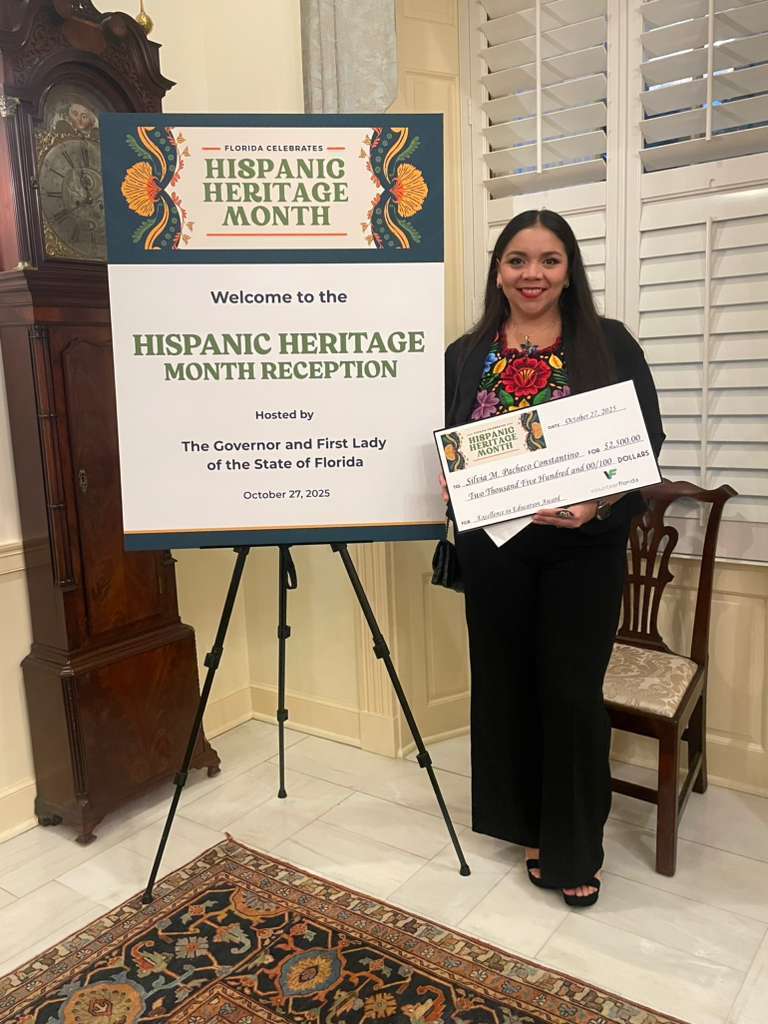 HOMS teacher wins excellence in education award