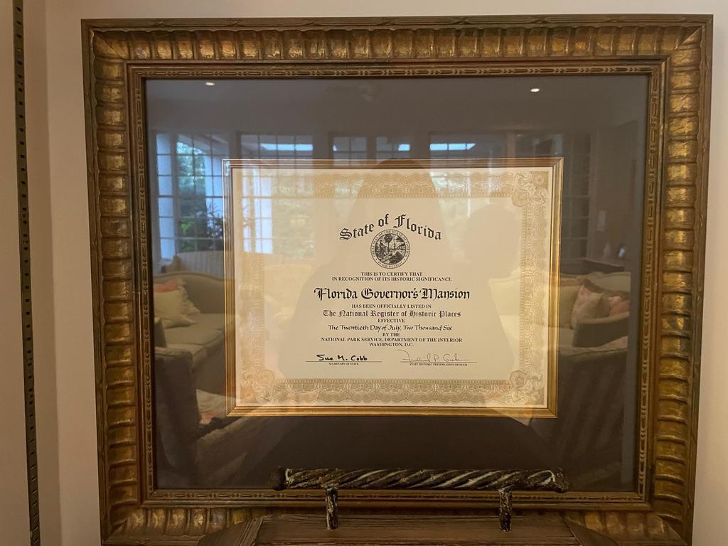 HOMS teacher wins excellence in education award