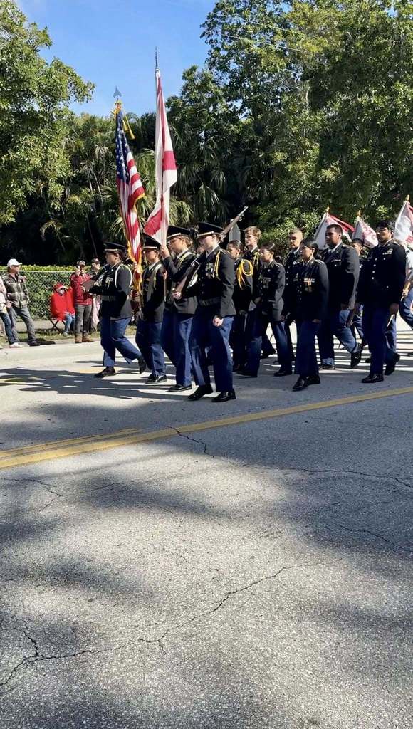 MCSD students, superintendent and school board members participate in Veterans Day Parade