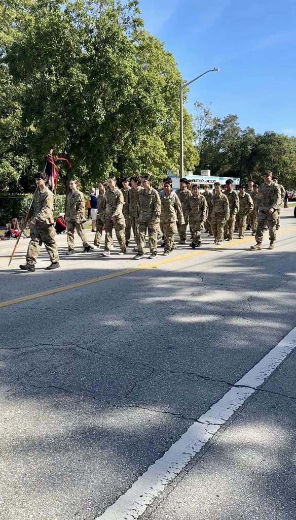 MCSD students, superintendent and school board members participate in Veterans Day Parade