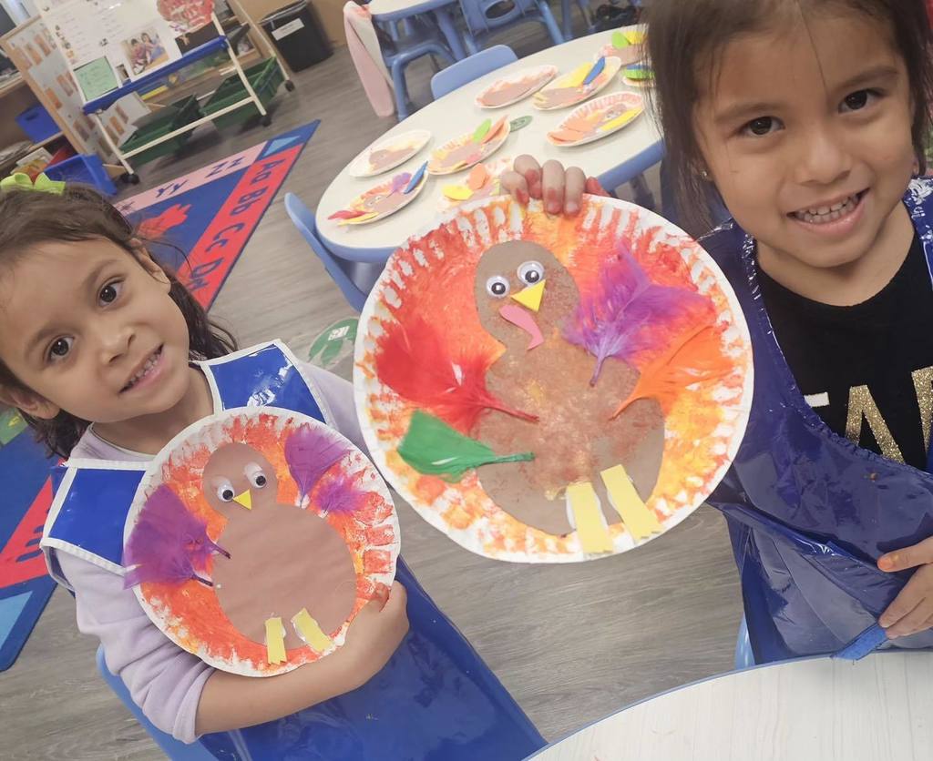 VPK students celebrate Thanksgiving with gratitude and arts and crafts