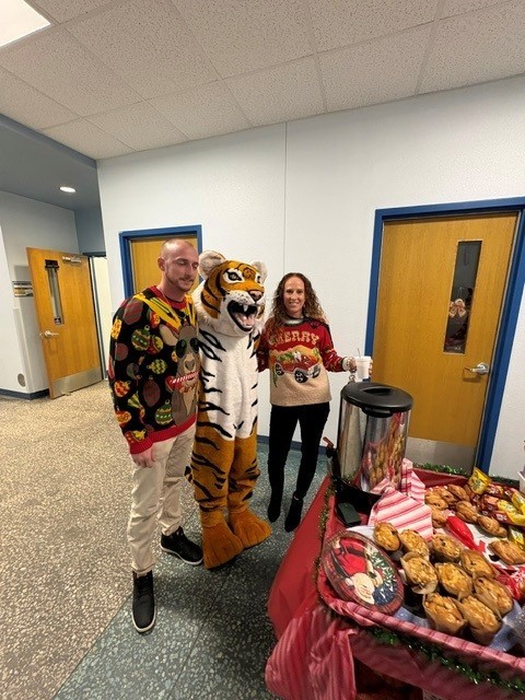 Ugly Sweater Day @MCHS