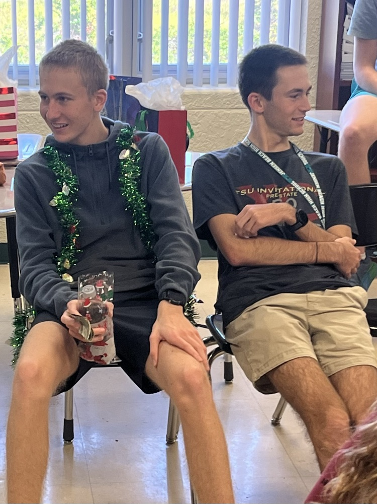 JBHS Yearbook Holiday Party 