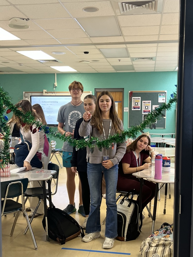 JBHS Yearbook Holiday Party 