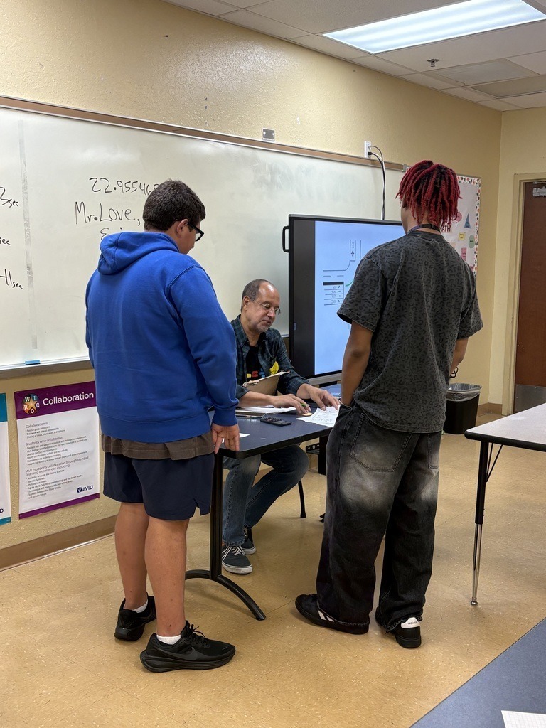 Middle school students learn how algebra is used in real world