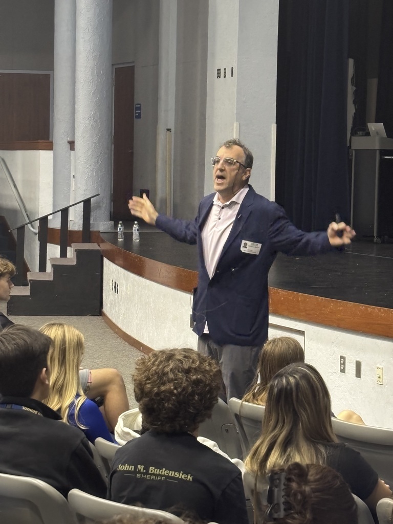 Guest Speaker at MCHS - Alex Kershaw