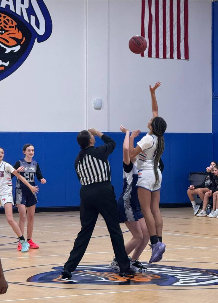 Middle school basketball champions
