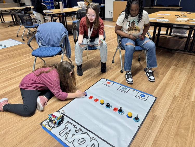 JDP students participate in STEM field experience 