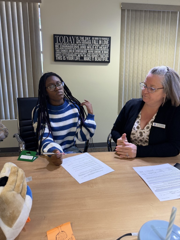 Project SEARCH student Paris Cole graduates