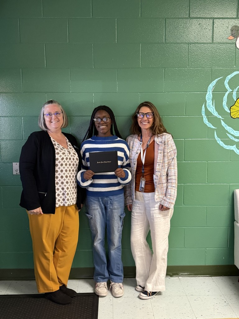 Project SEARCH student Paris Cole graduates