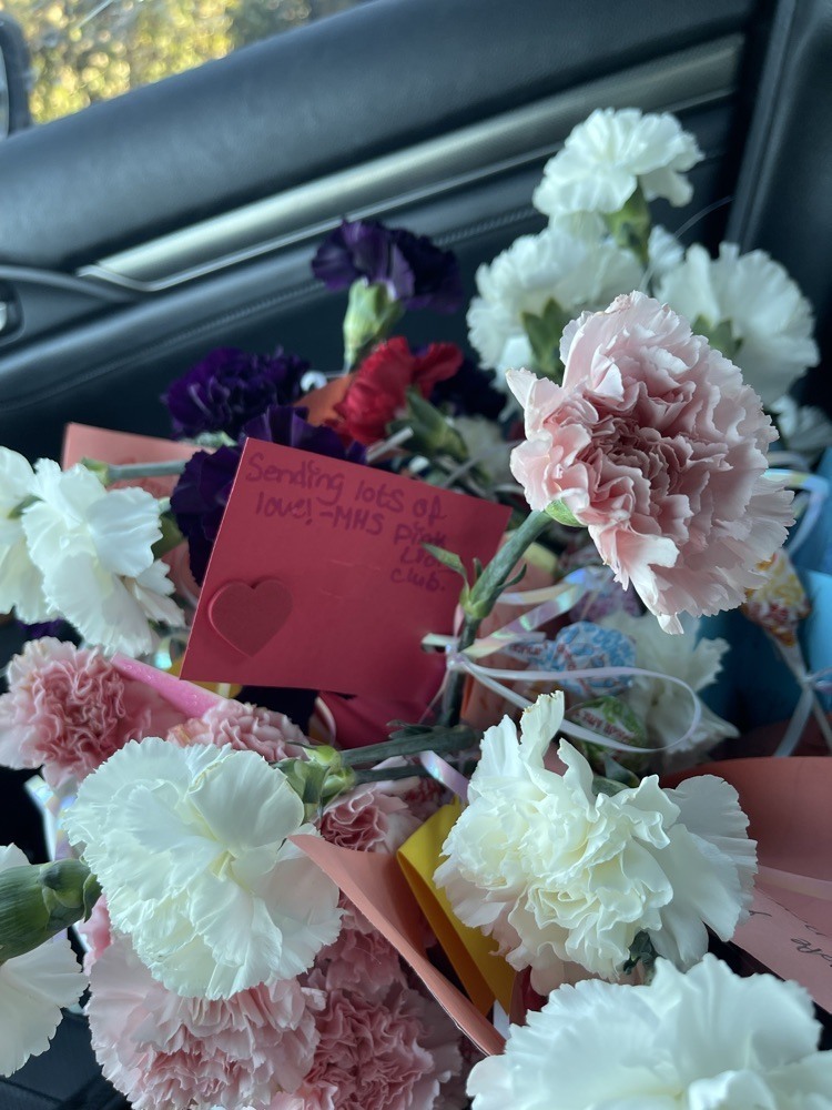 Students show heart to the community for Valentine's Day