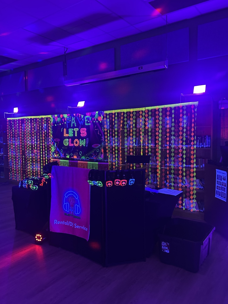 Students enjoying the Silent Disco