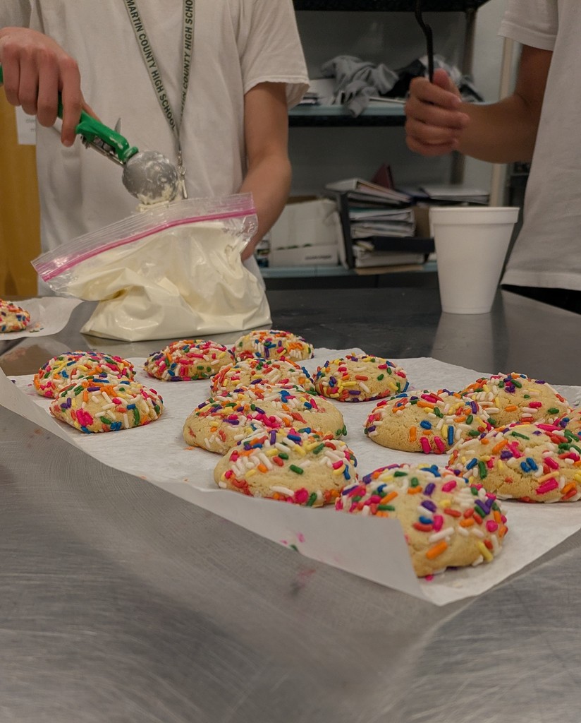 Hands‑On Learning in MCHS Nutrition & Wellness! 