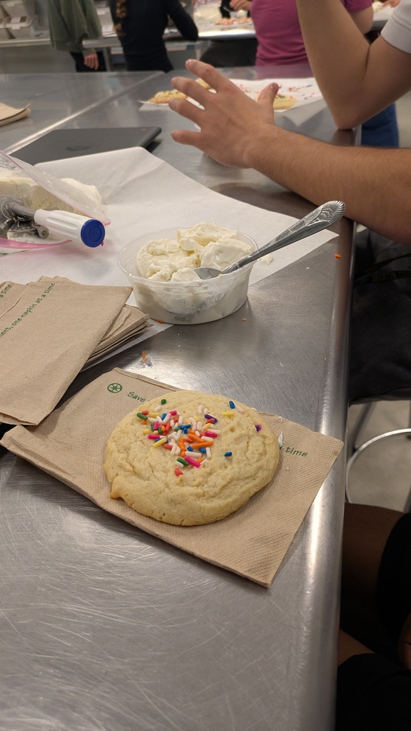 Hands‑On Learning in MCHS Nutrition & Wellness! 