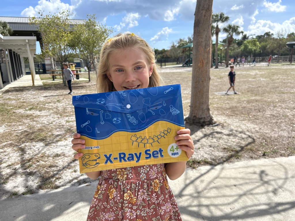 Kendall Kosis all smiles after receiving her prize