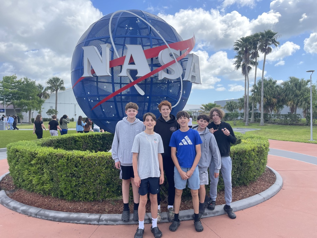 NASA Sign 8th Grade MMS