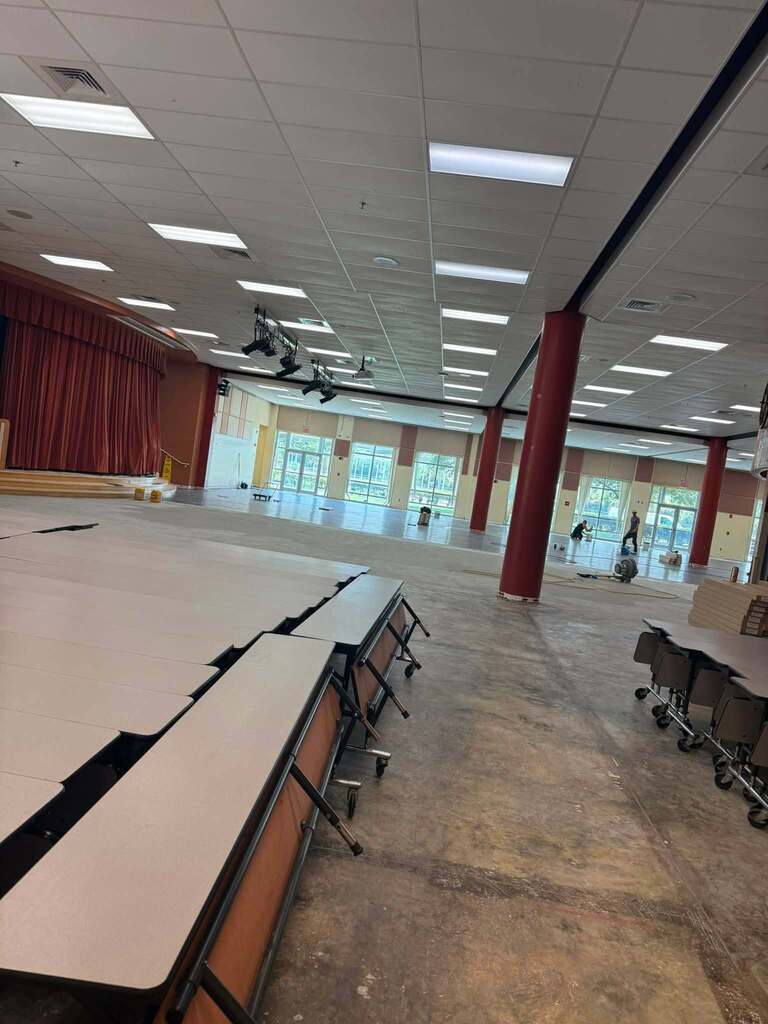 Glow up at AMS and HOMS