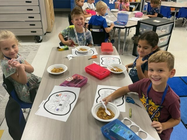 Kindergarten apples