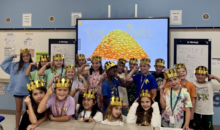 King Midas Plot Crowns 