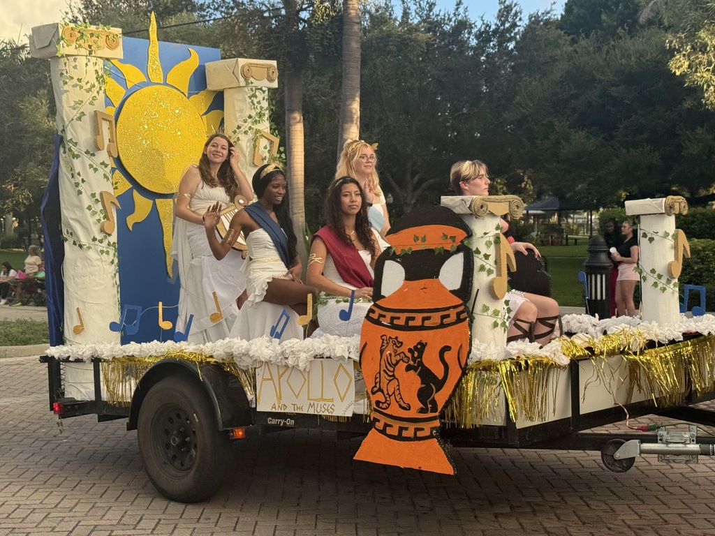 MCHS Parade float