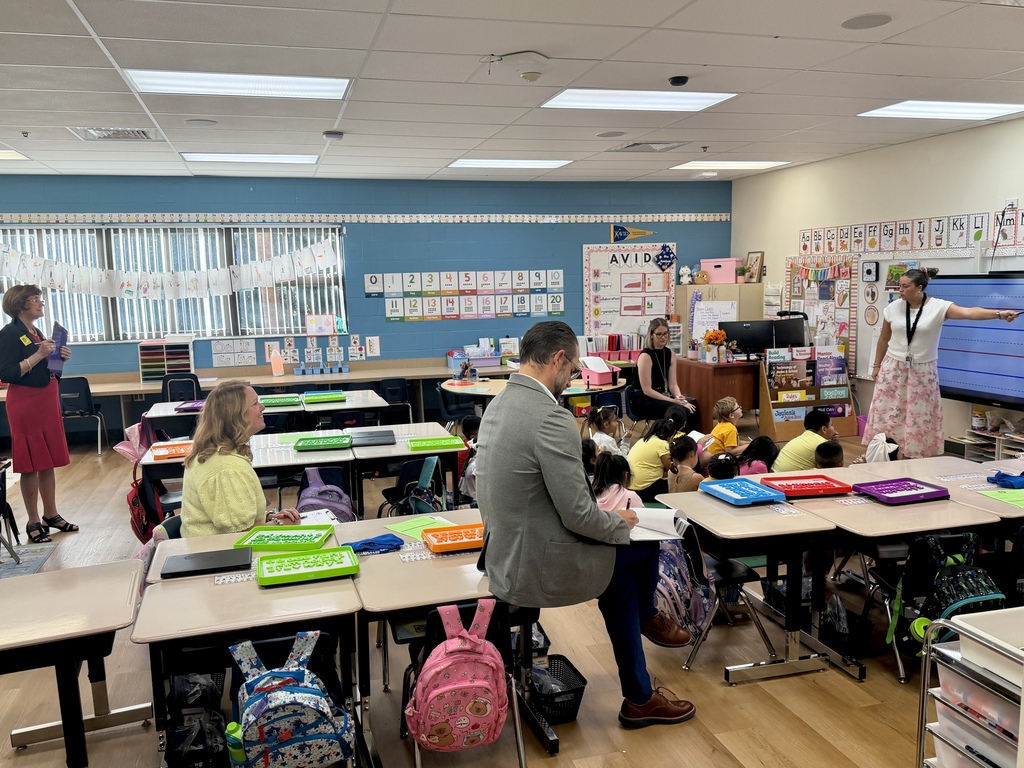 UF researchers, Florida Sen. Gayle Harrell, MCSD leaders observing classroom at PSE