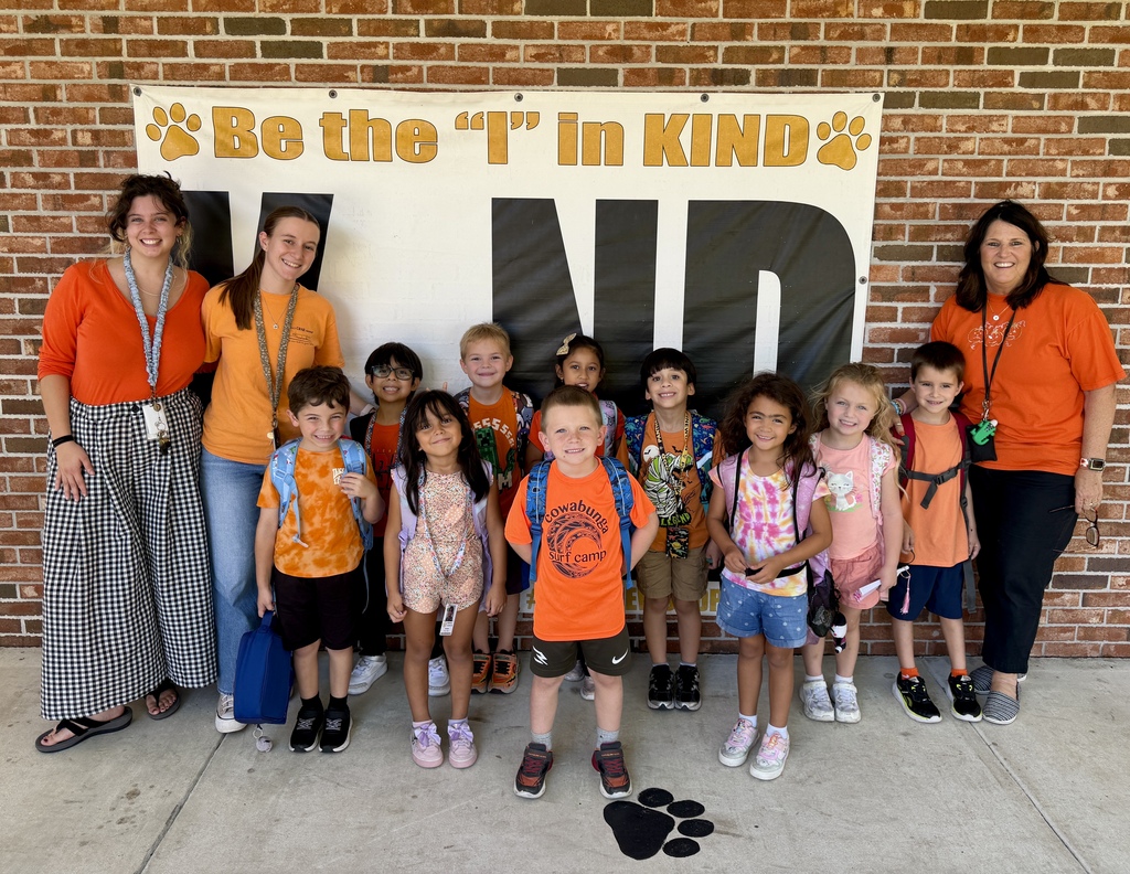 Students and Staff across MCSD wearing orange for Unity Day