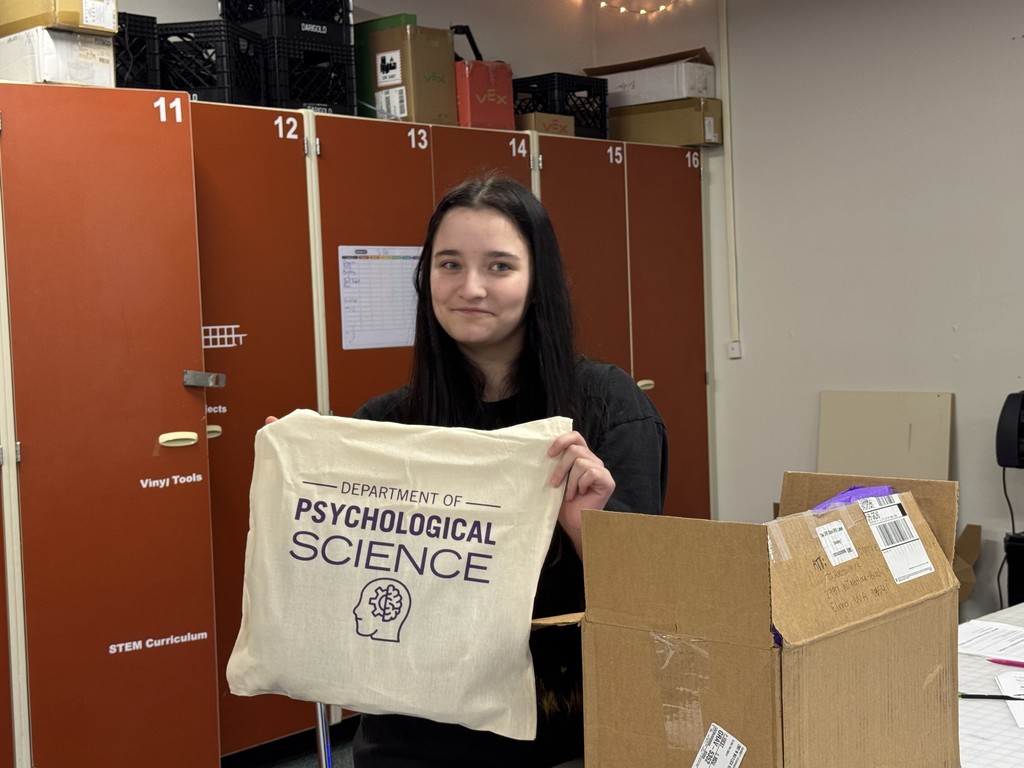 Reagan Mirka  & Department of Psychological Science Bag