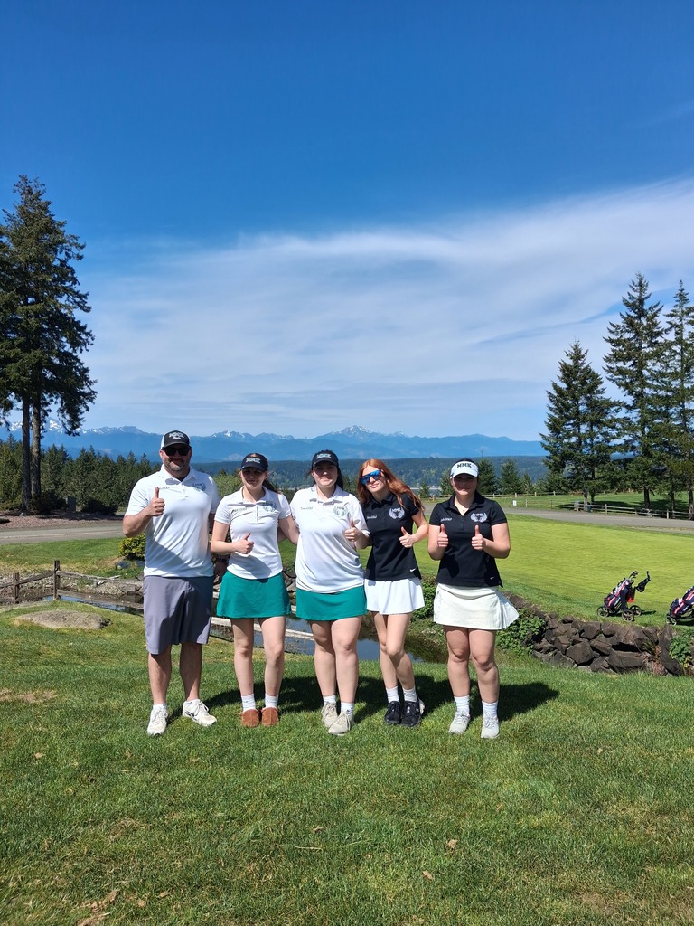 MMK Girl Golfers