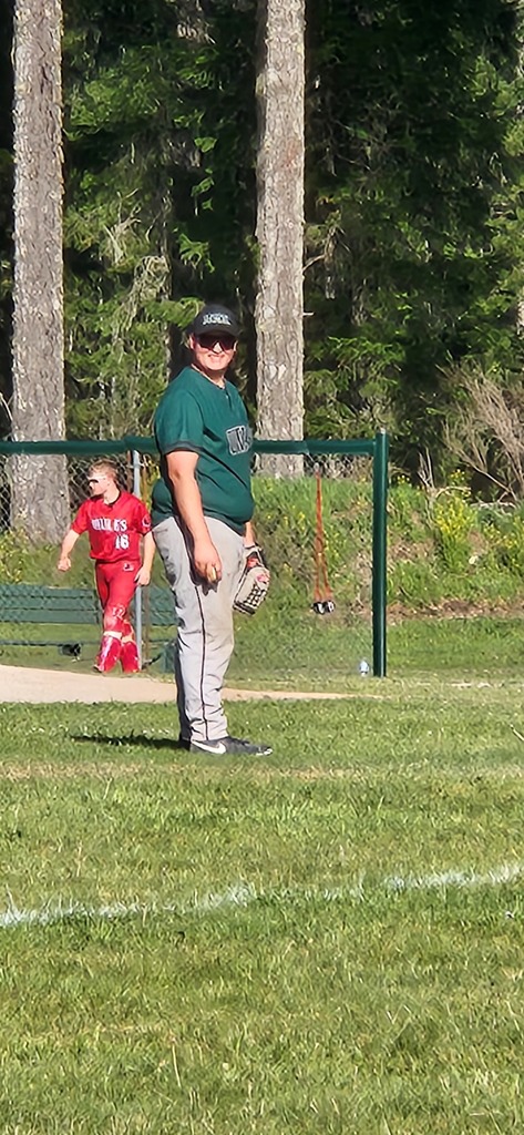 Deakyn warming up