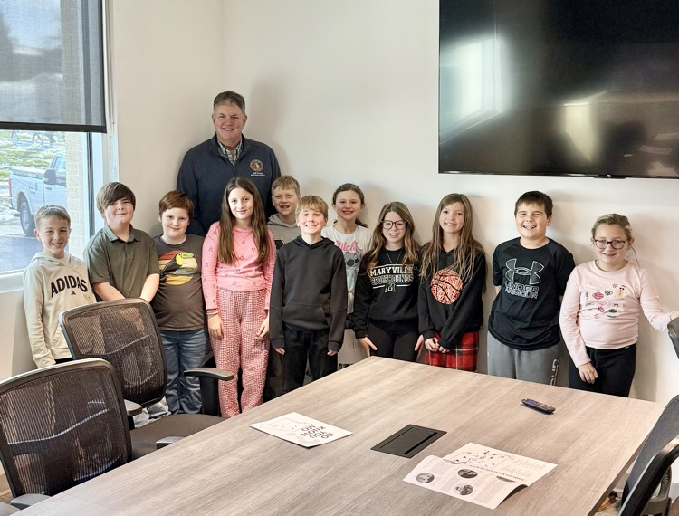 4th graders with Representative Farnan