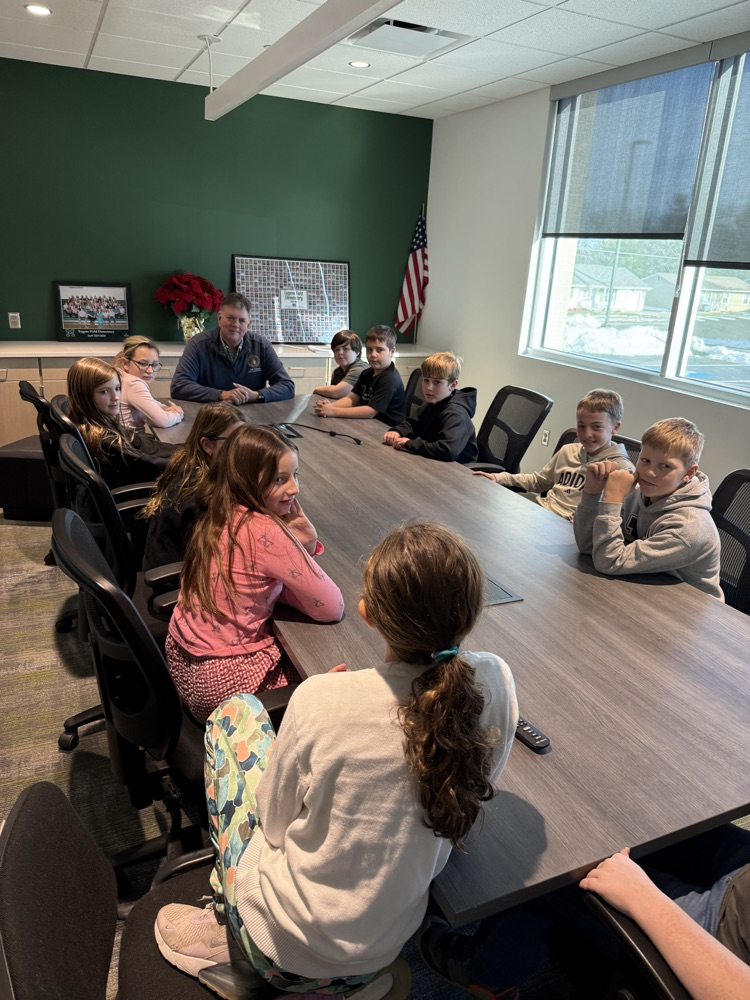 4th graders with Representative Farnan