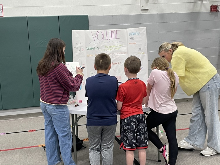 Mrs Swink and the NW Math/Science students held a fun night for our GO program and EFES students! 