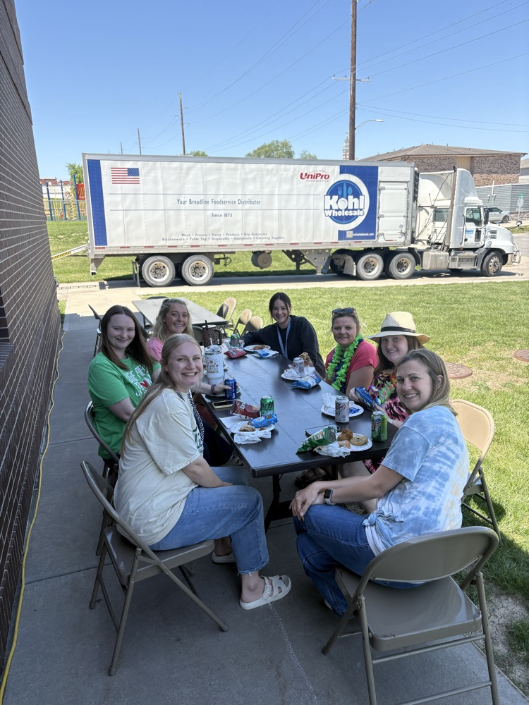 What a fun way to kick off teacher appreciation week! Clarence's grill meal didn't pan out the way we expected but the teachers loved the BK burgers and KFC chicken! Appreciate this group of teachers everyday, just fun to spoil them extra this week!