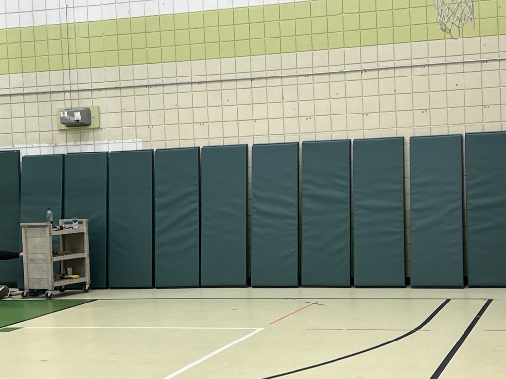 Installation of the wall mats