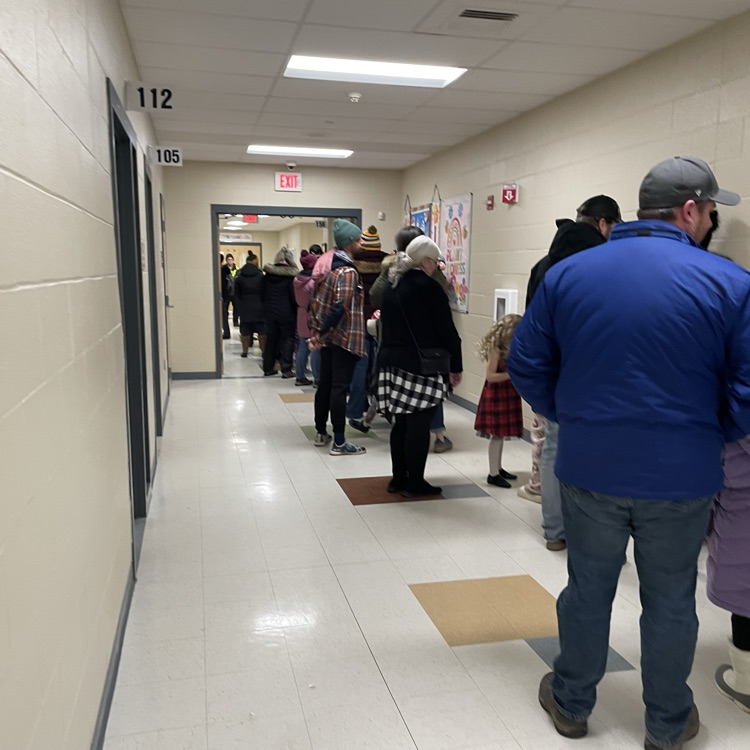 line of people to see Santa