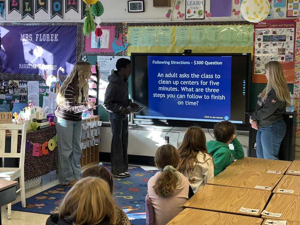 MHS Student leaders at MES