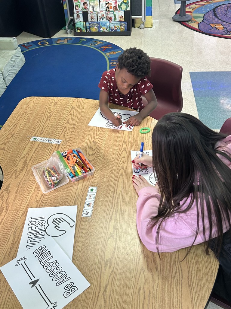 MHS Student leaders at MES