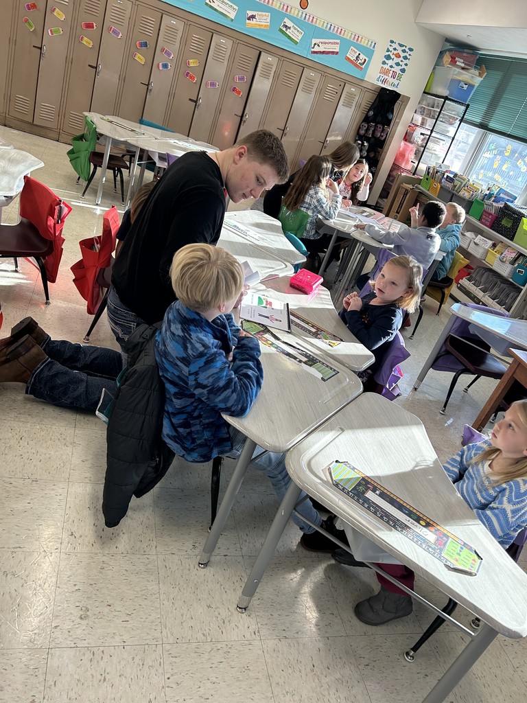 MHS Student leaders at MES