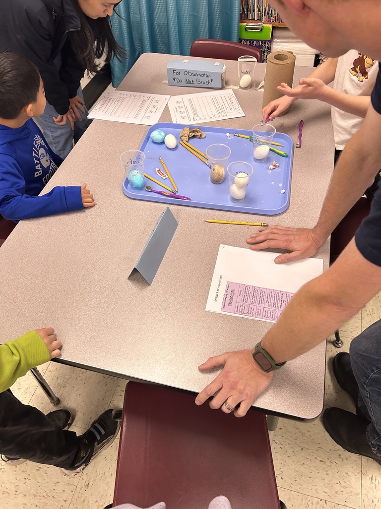 MES families participated in STEM night
