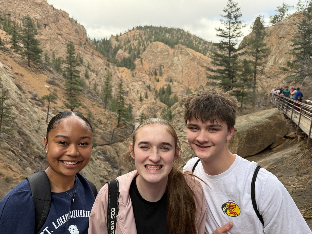 Dural Gora and Logan