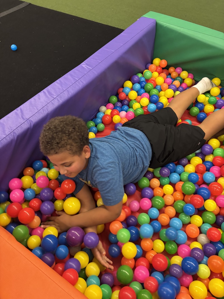 Dr. Higgins' class had a fun time at Tumble Tribe!