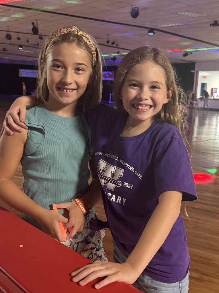 Wingate students enjoying skating at Skate City