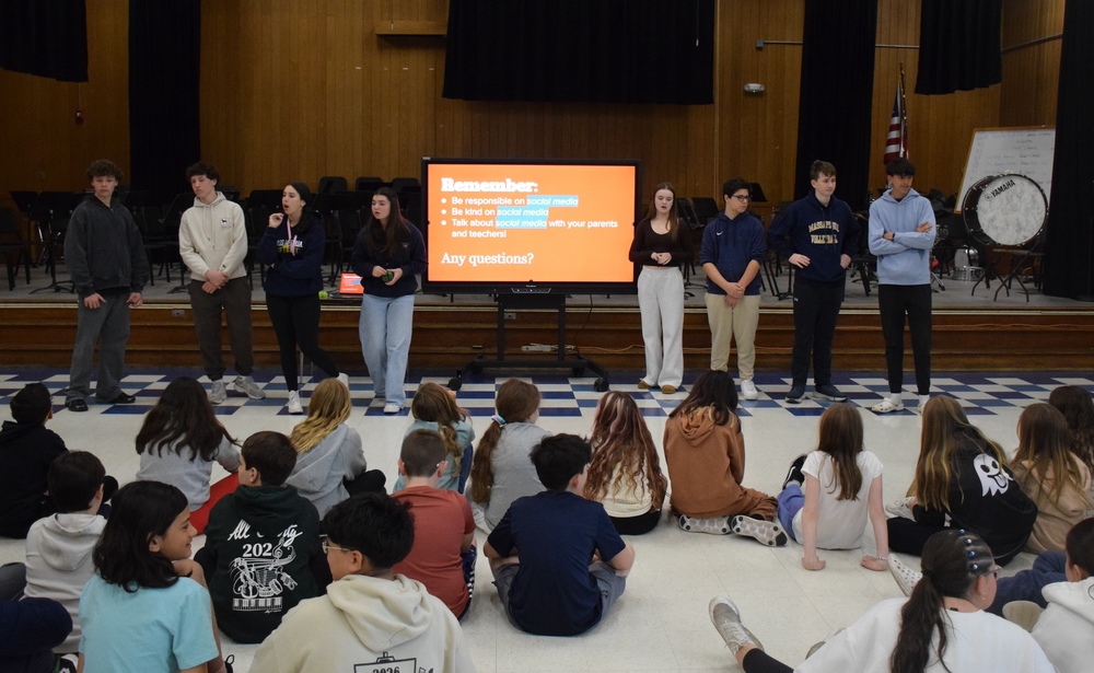 high school students present at social medai safety day