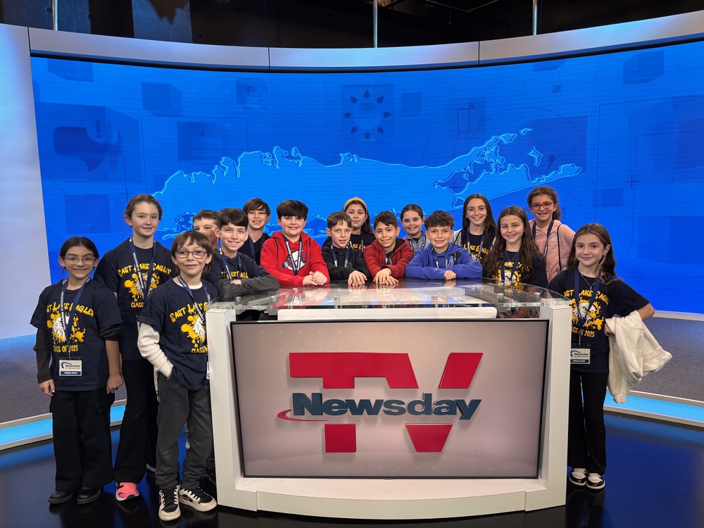 East Lake News Reporters Visit Newsday