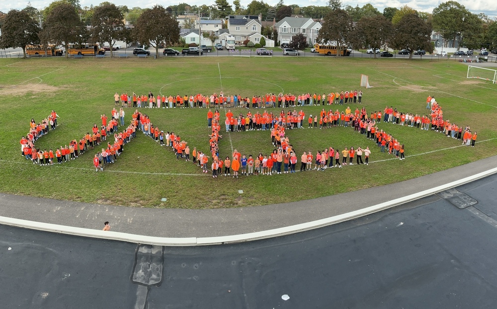 Lockhart Students are Connected by Kindness on Unity Day