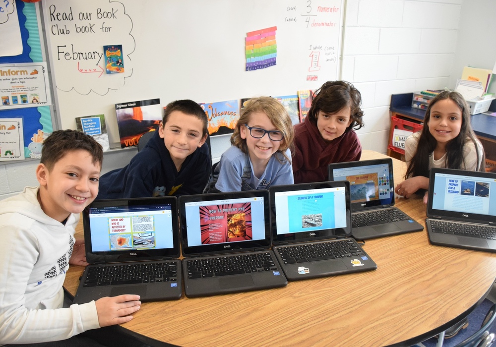 unqua 4th graders investigating  the Forces of Nature